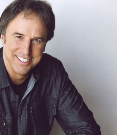 Kevin Nealon remembers meeting Andy Kaufman, time on 'SNL'