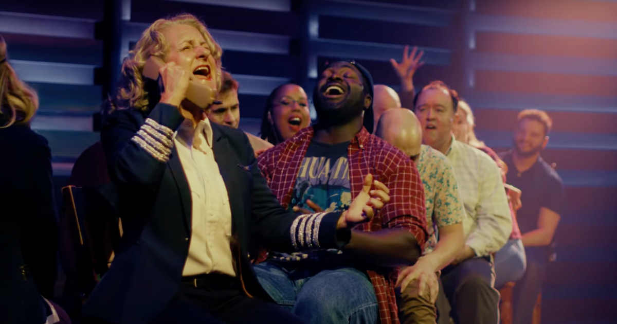 Review: 'Come From Away' at SC4A is a Truly Extraordinary Telling of an Unforgettable Story